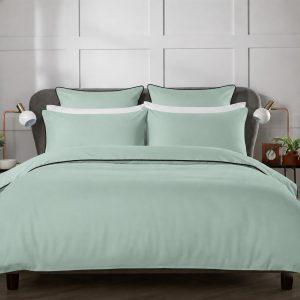 Hotel Range Duvet Cover Piped with Pillowcase 186tc